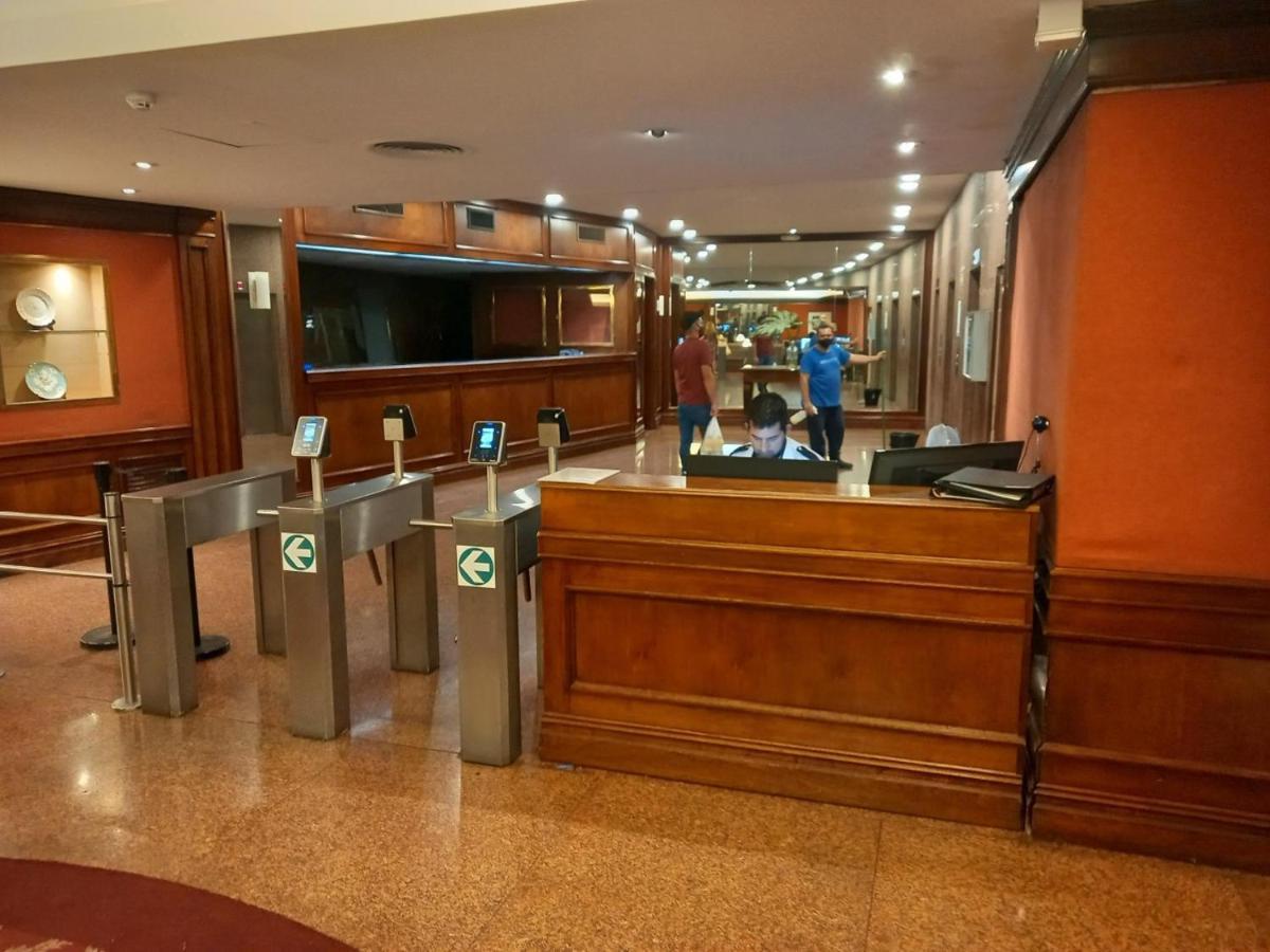 Apartment Tango Pop Junto Al Obelisco En 820 Avenida Corrientes