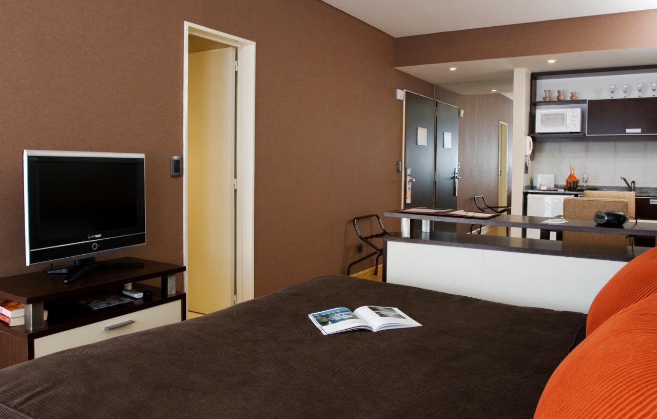 Apartment Ayres Recoleta - Uriburu 1756 Buenos Aires