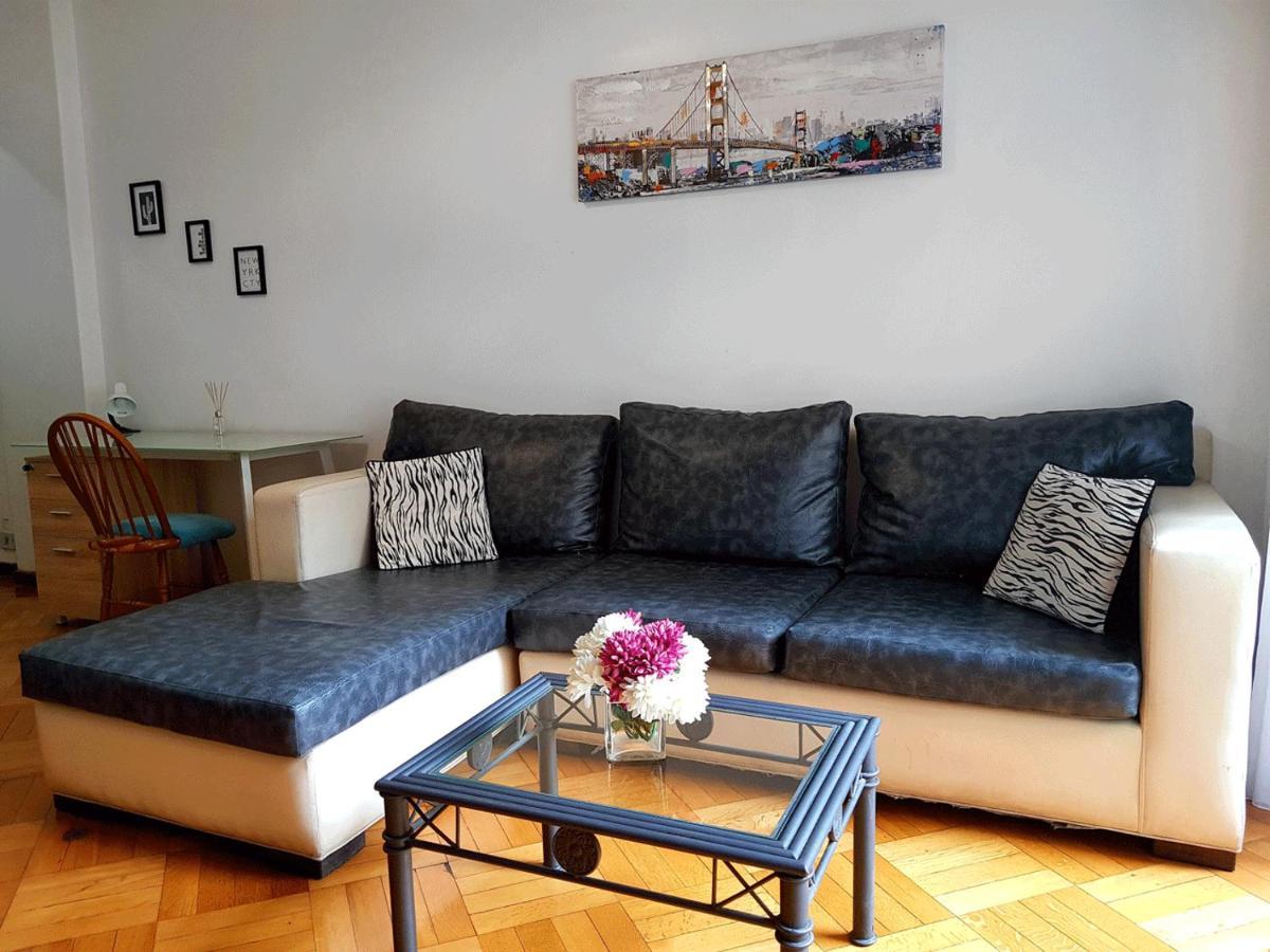 Los Dominguez Apartment *