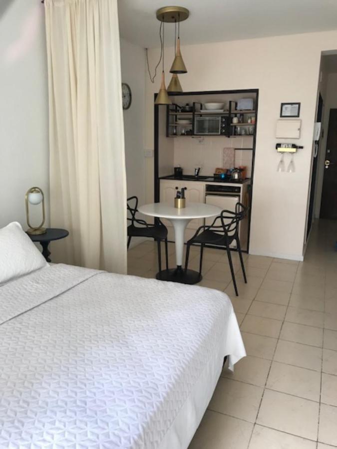 Montevideo Apartment Buenos Aires