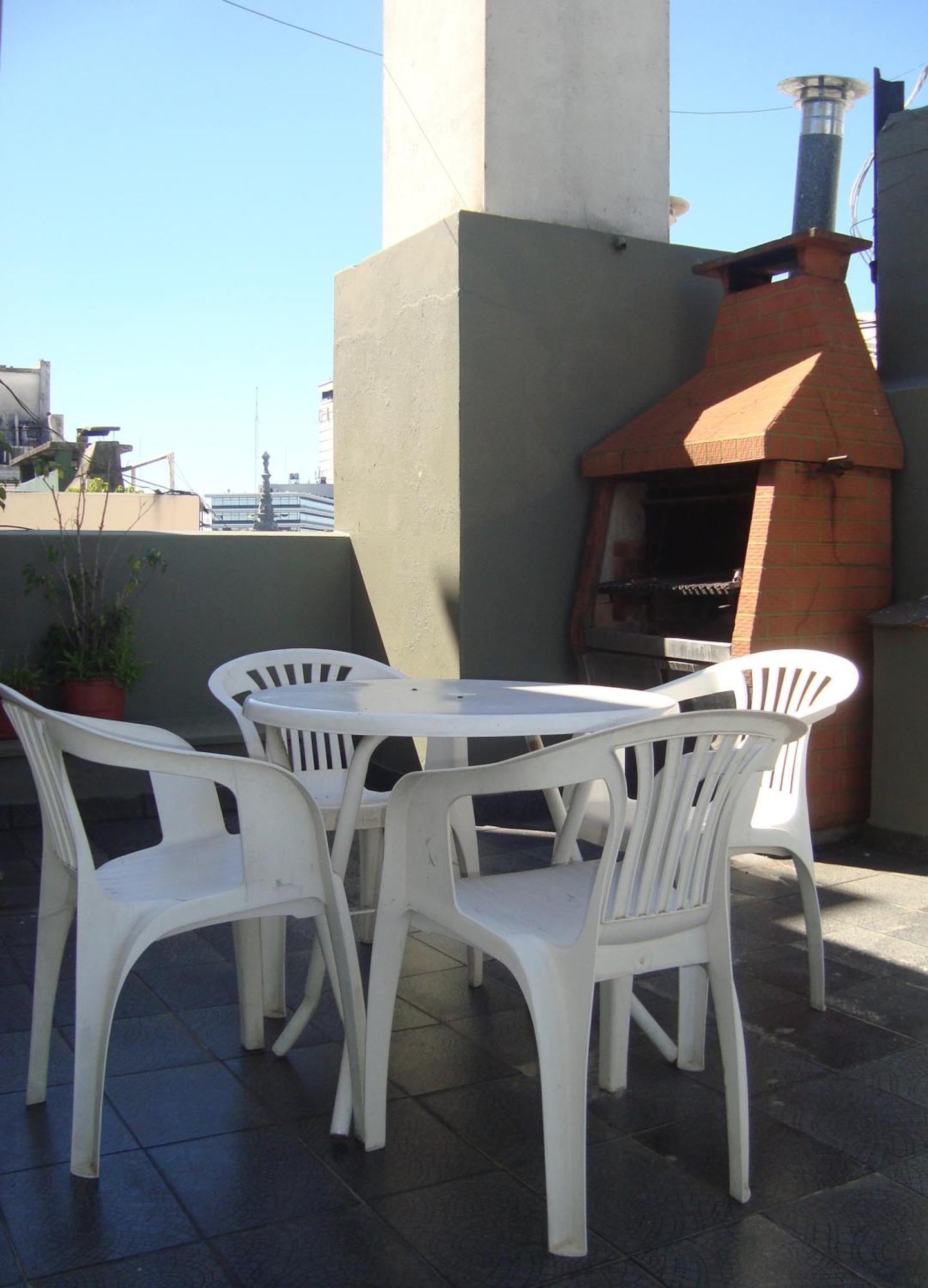 Edificio Charcas 3*