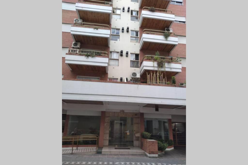 Apartment Tango For 2 *