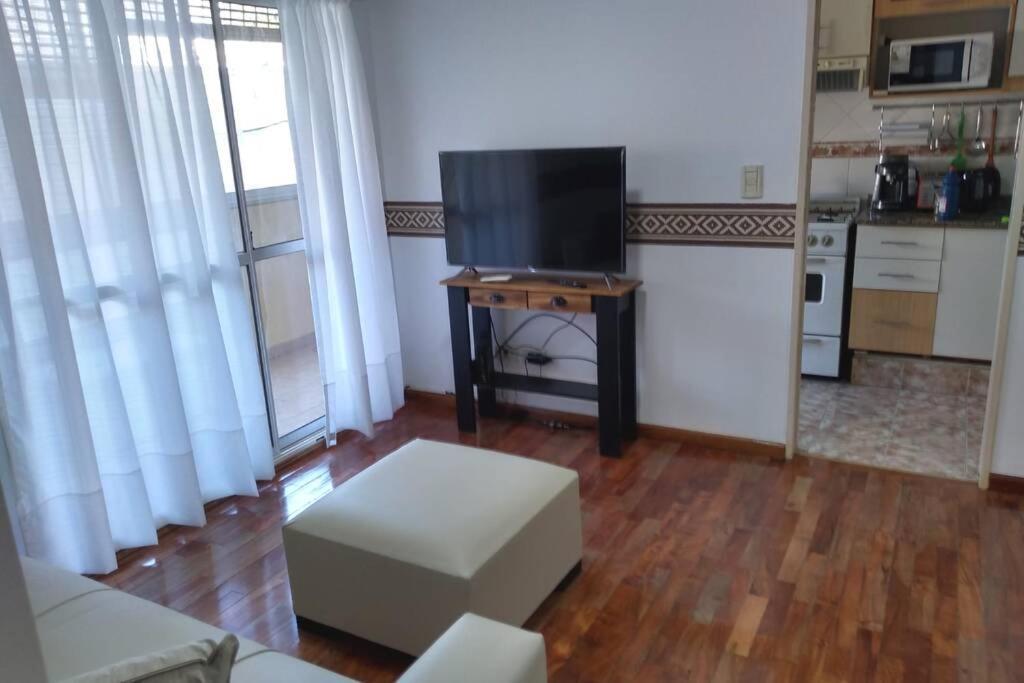Apartment Tango For 2 *