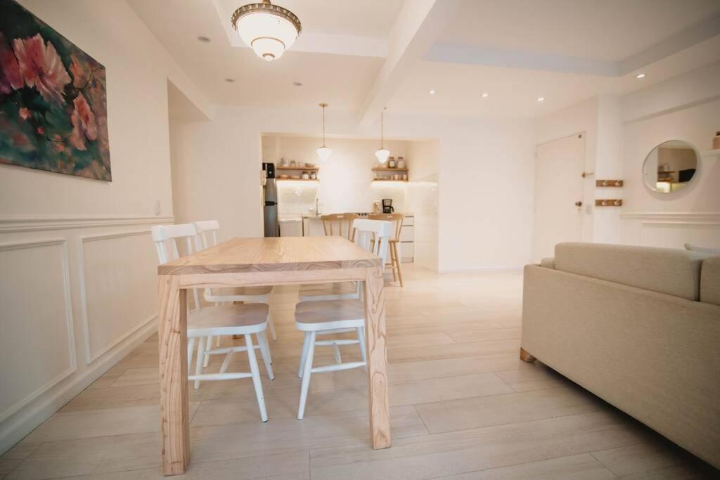 Recoleta White Apartment Buenos Aires