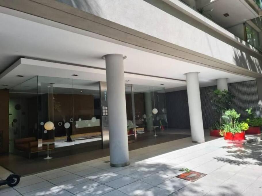 Apartamento Lovely In Recoleta. Beautiful Place! Buenos Aires