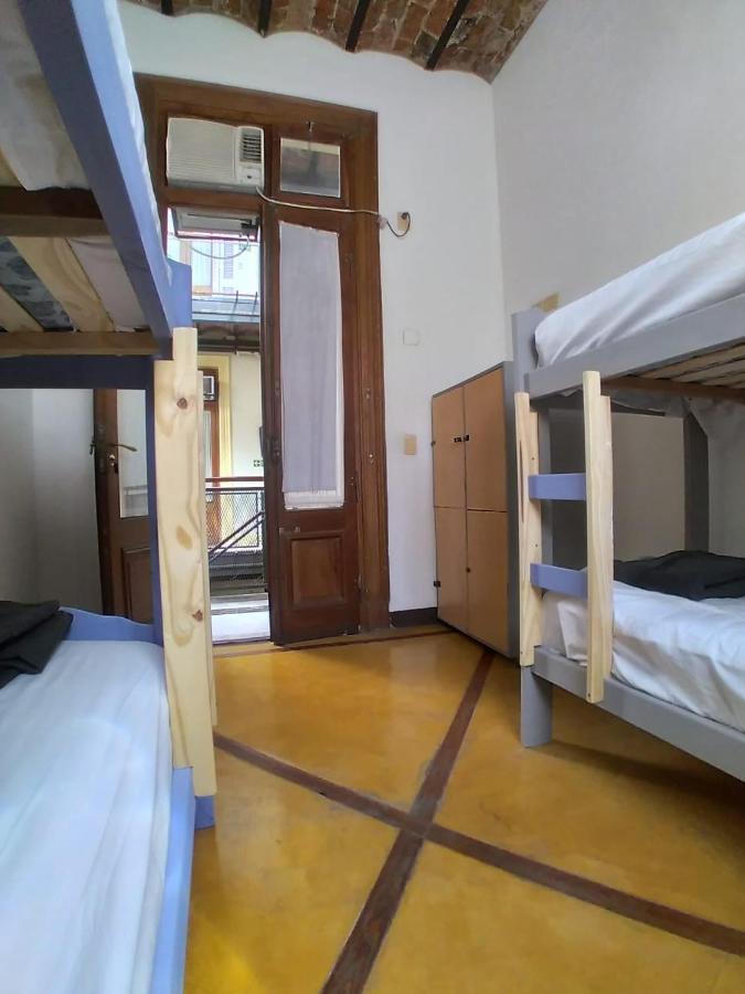 Parla Hostel