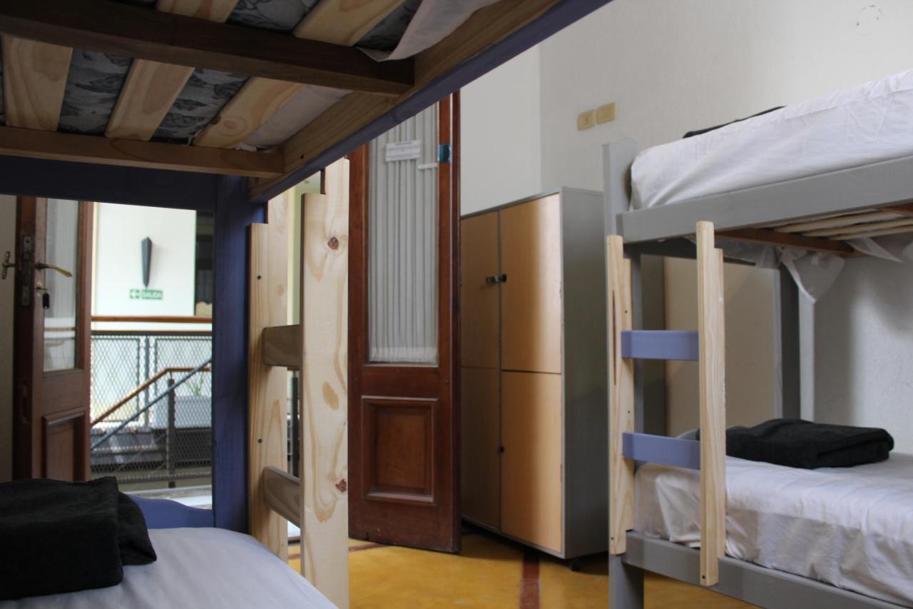Hostel Parla *