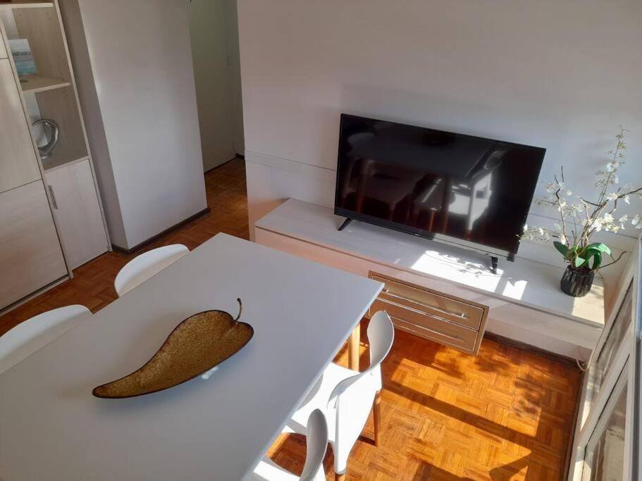 Apartment Lovely 1 Bdr In Centro Porteno Bs As 4 Pax 12f Buenos Aires