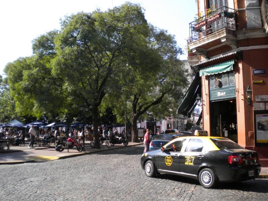 Beautiful In Plaza Dorrego, San Telmo
