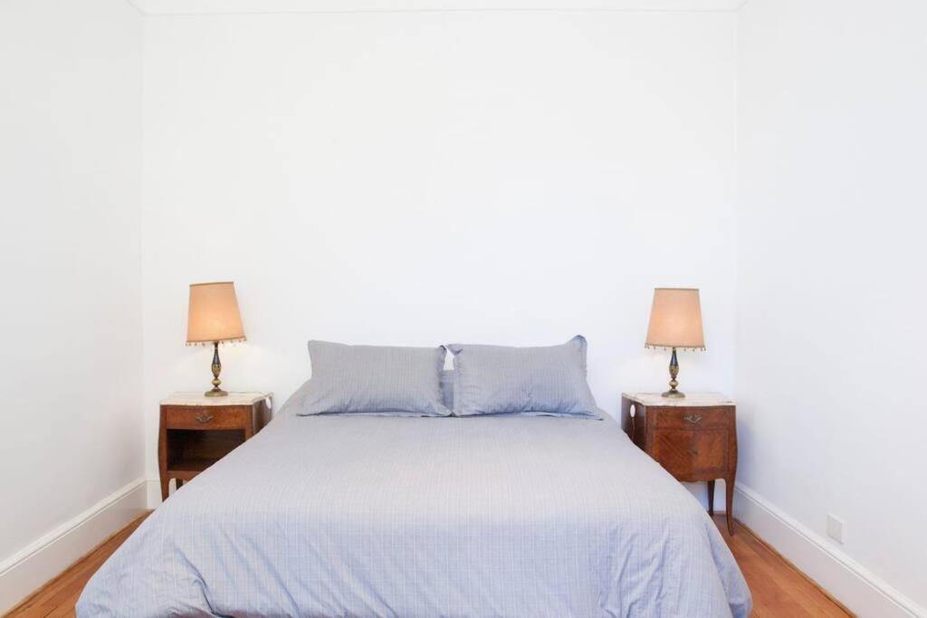 Beautiful In Plaza Dorrego, San Telmo Apartment *