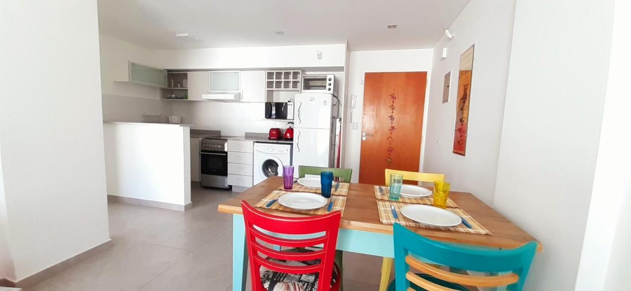 Departamento Moderno, Alegre Y Soleado En El Corazon De Almagro Dos Ambientes * Buenos Aires