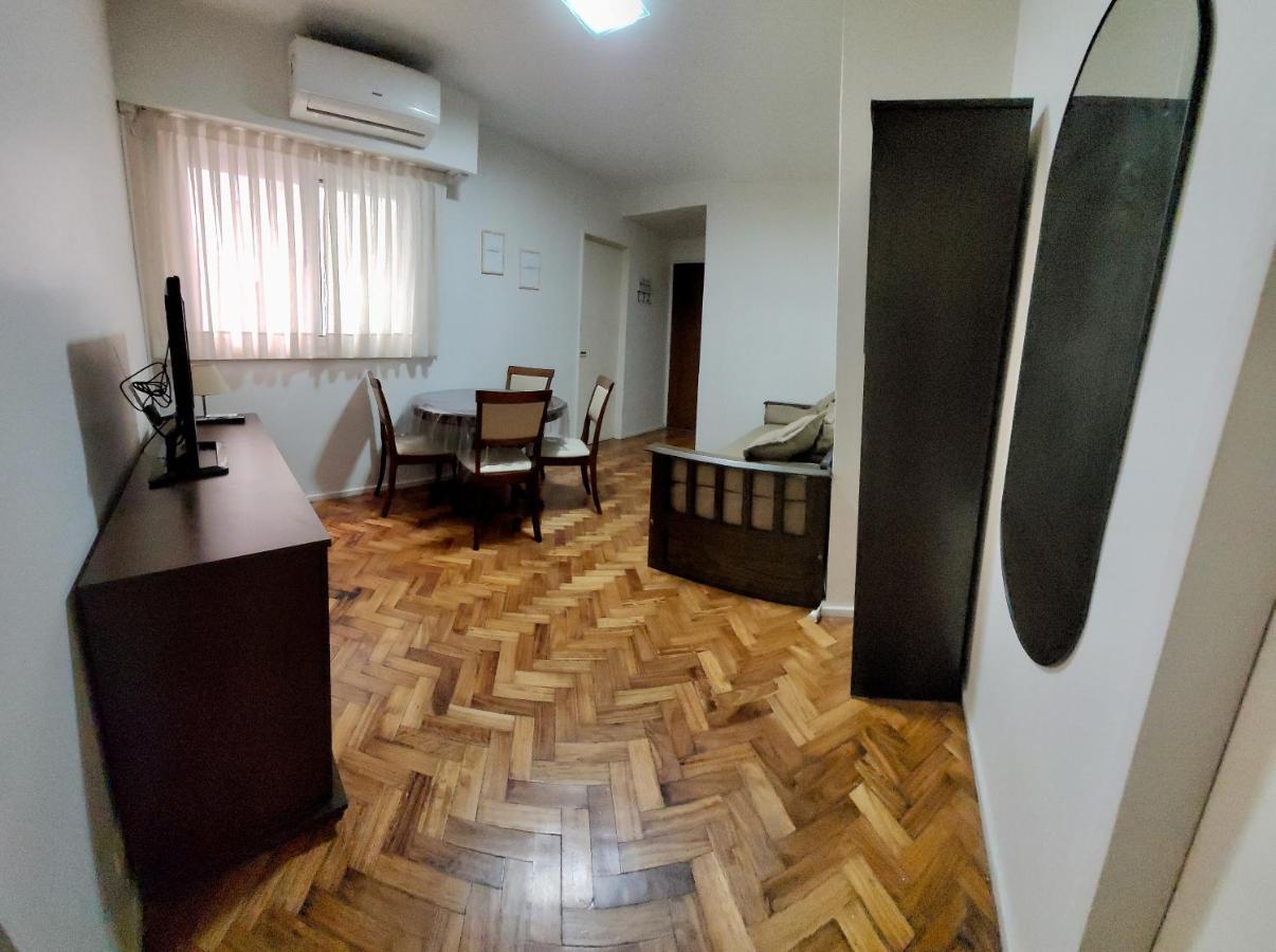 Amplio Departamento En Barrio Norte Apartment
