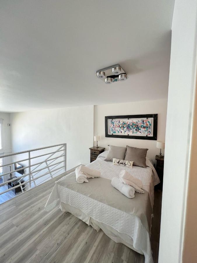 Palermo Hollywood Duplex Apartment *
