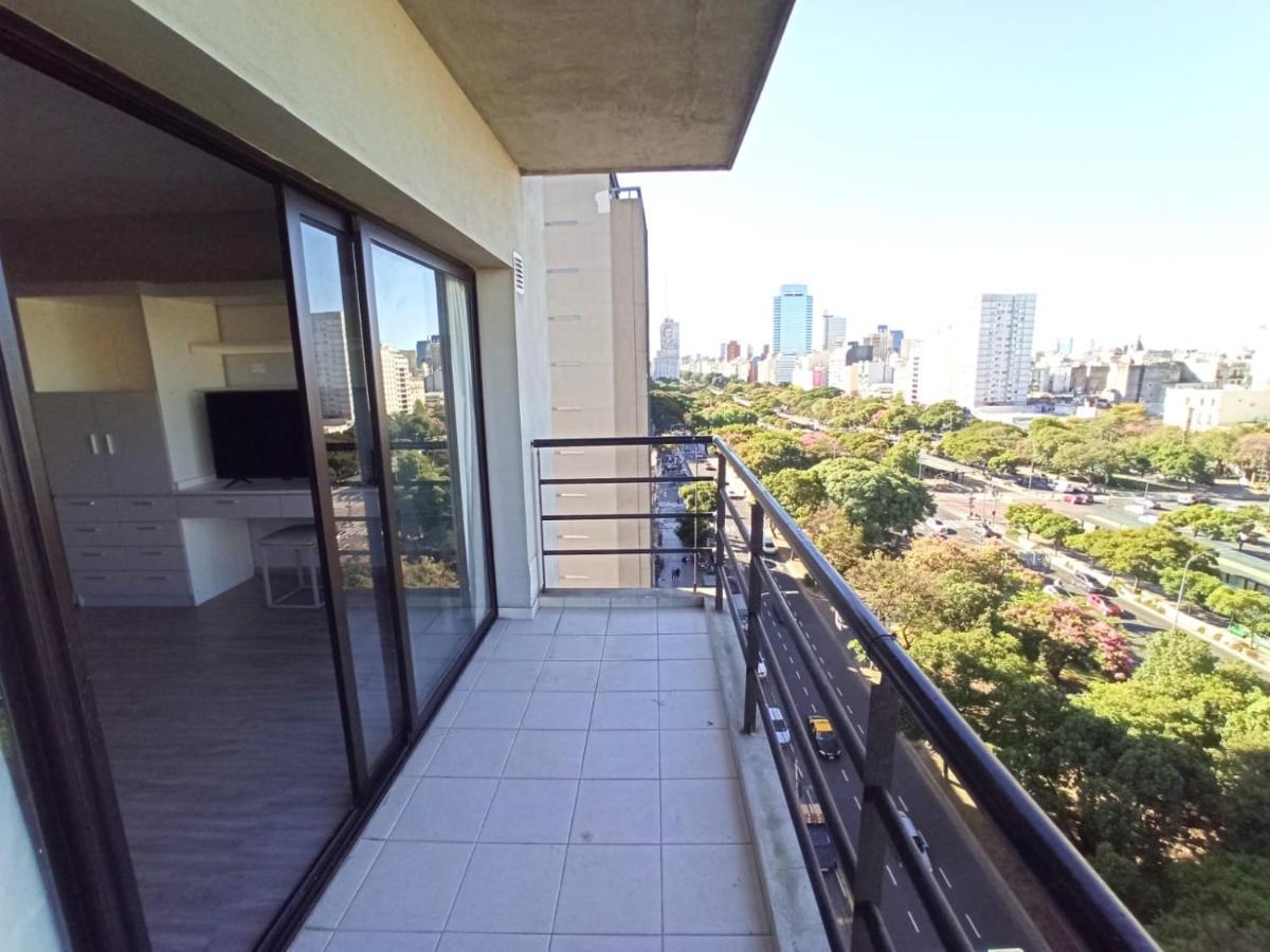 Amplio Studio Con Balcón Completamente Blindado, Protección Niños Y Vista Abierta A La 9 De Julio Apartamento