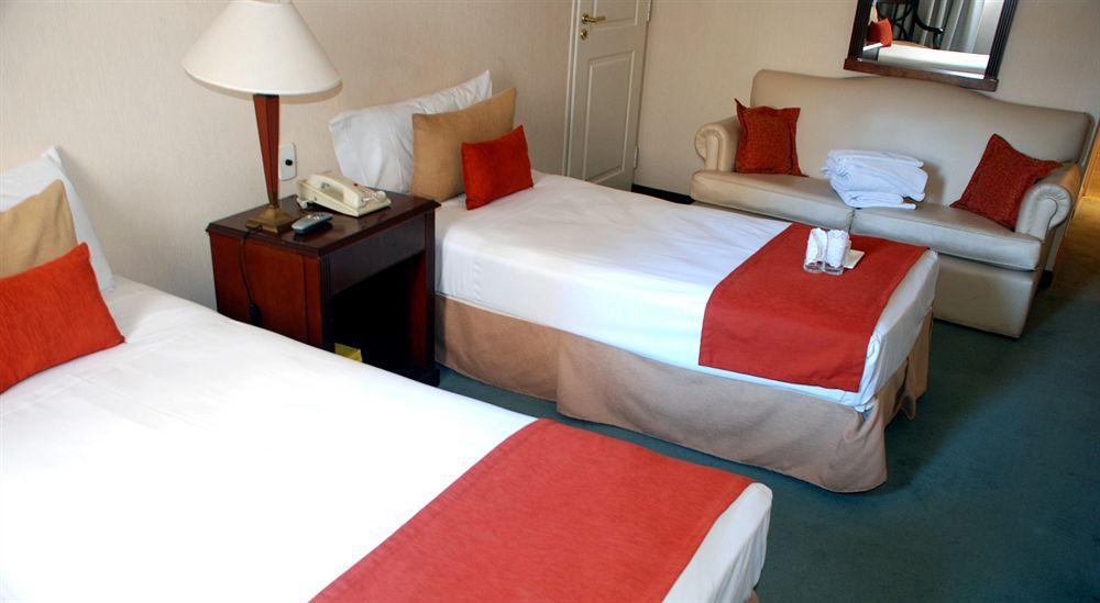 Hr Esmeralda Luxor