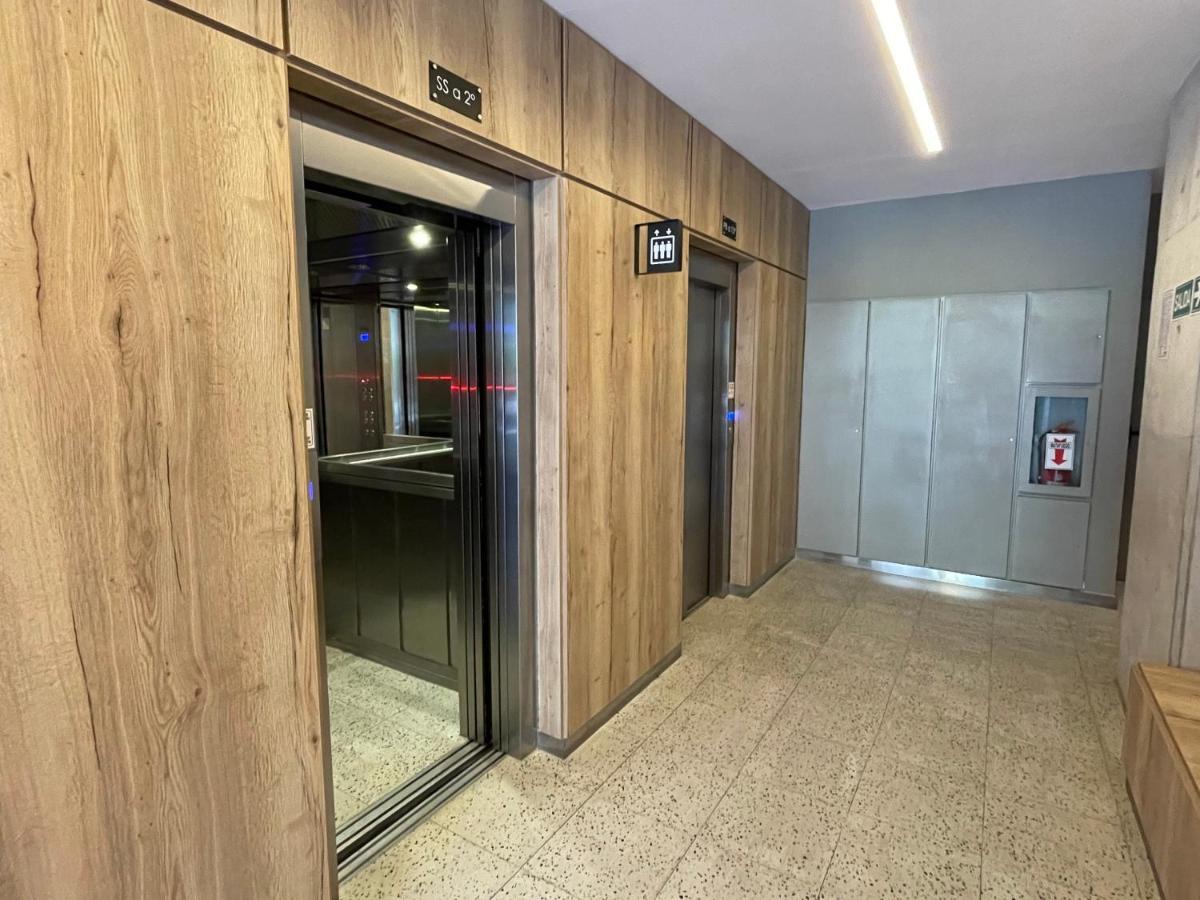 Fantastic In Downtown 2 Pax Apartment