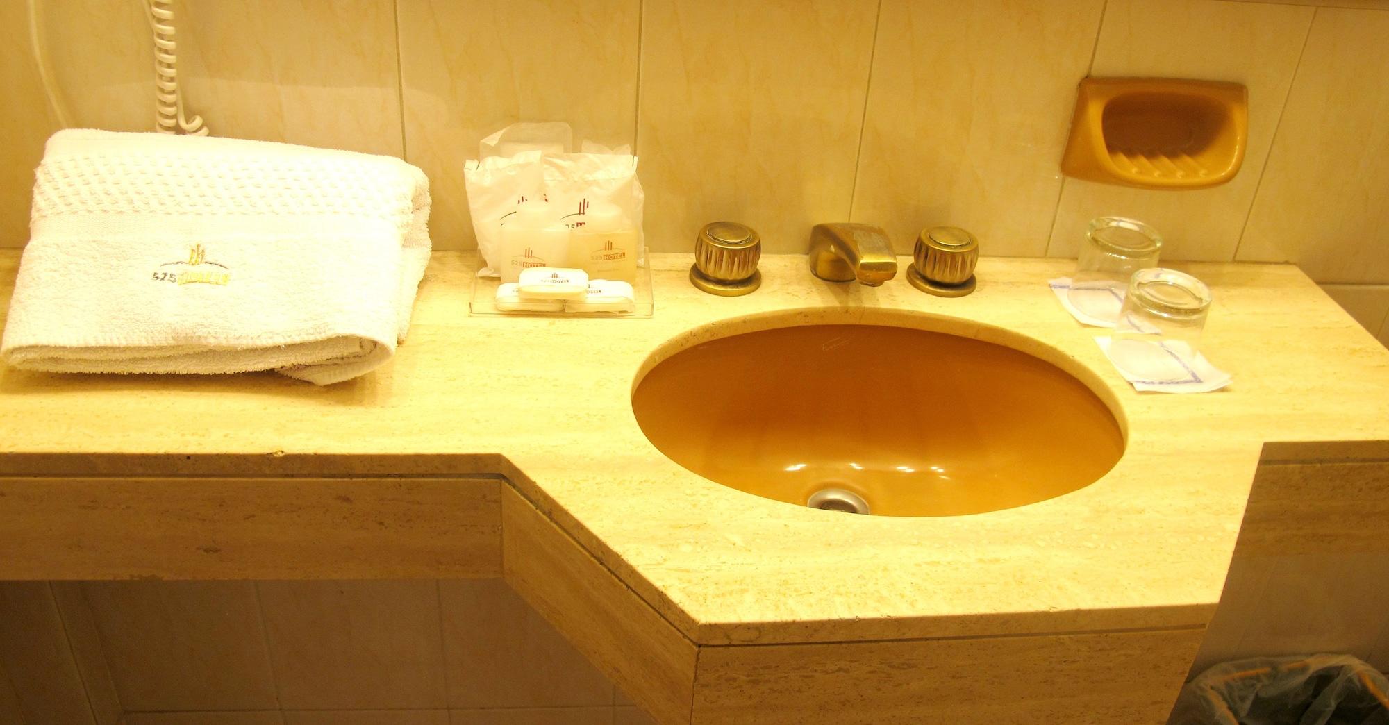 Hotel Sheltown 4*
