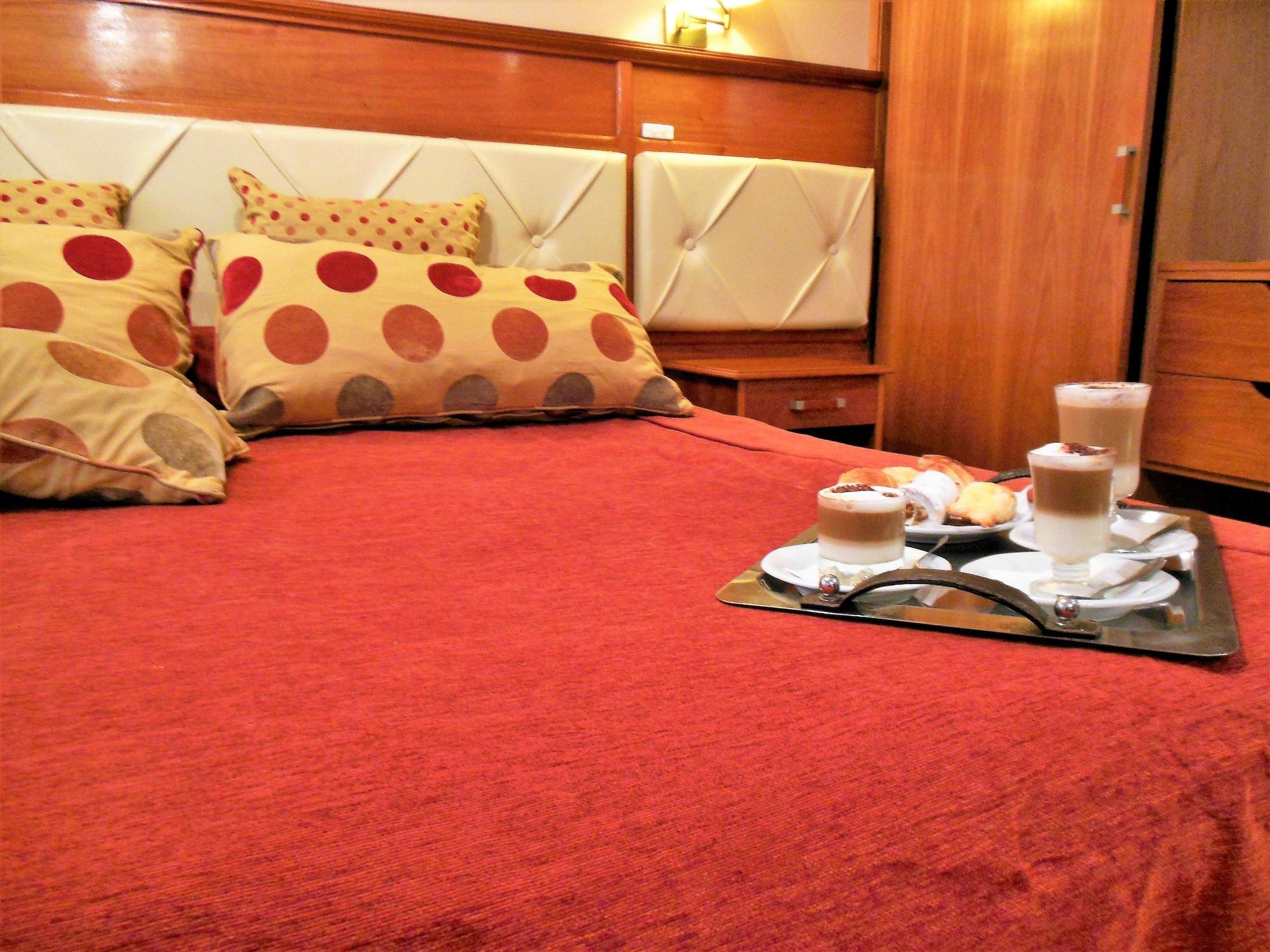 Hotel Sheltown