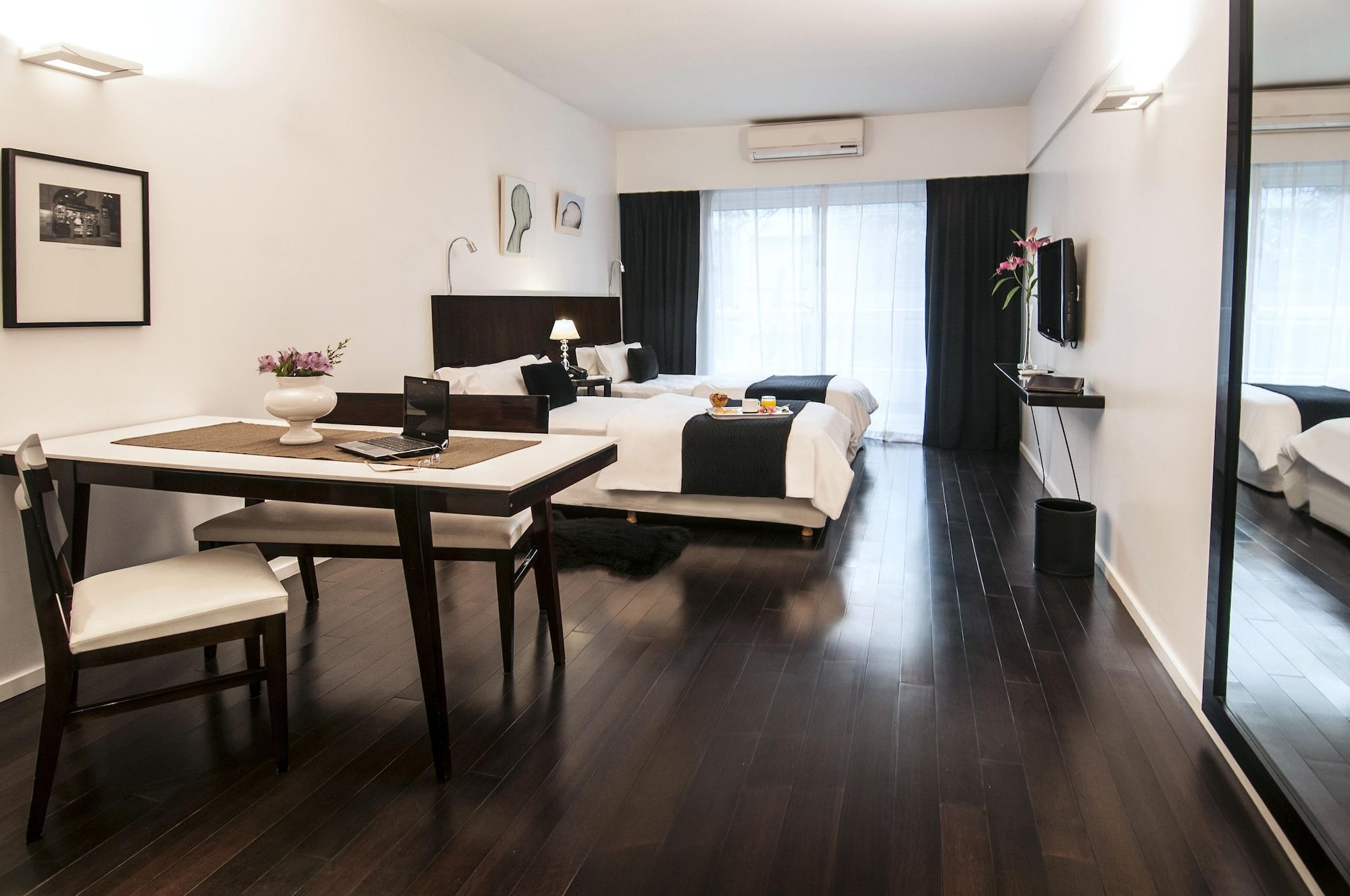 Hotel Awwa &