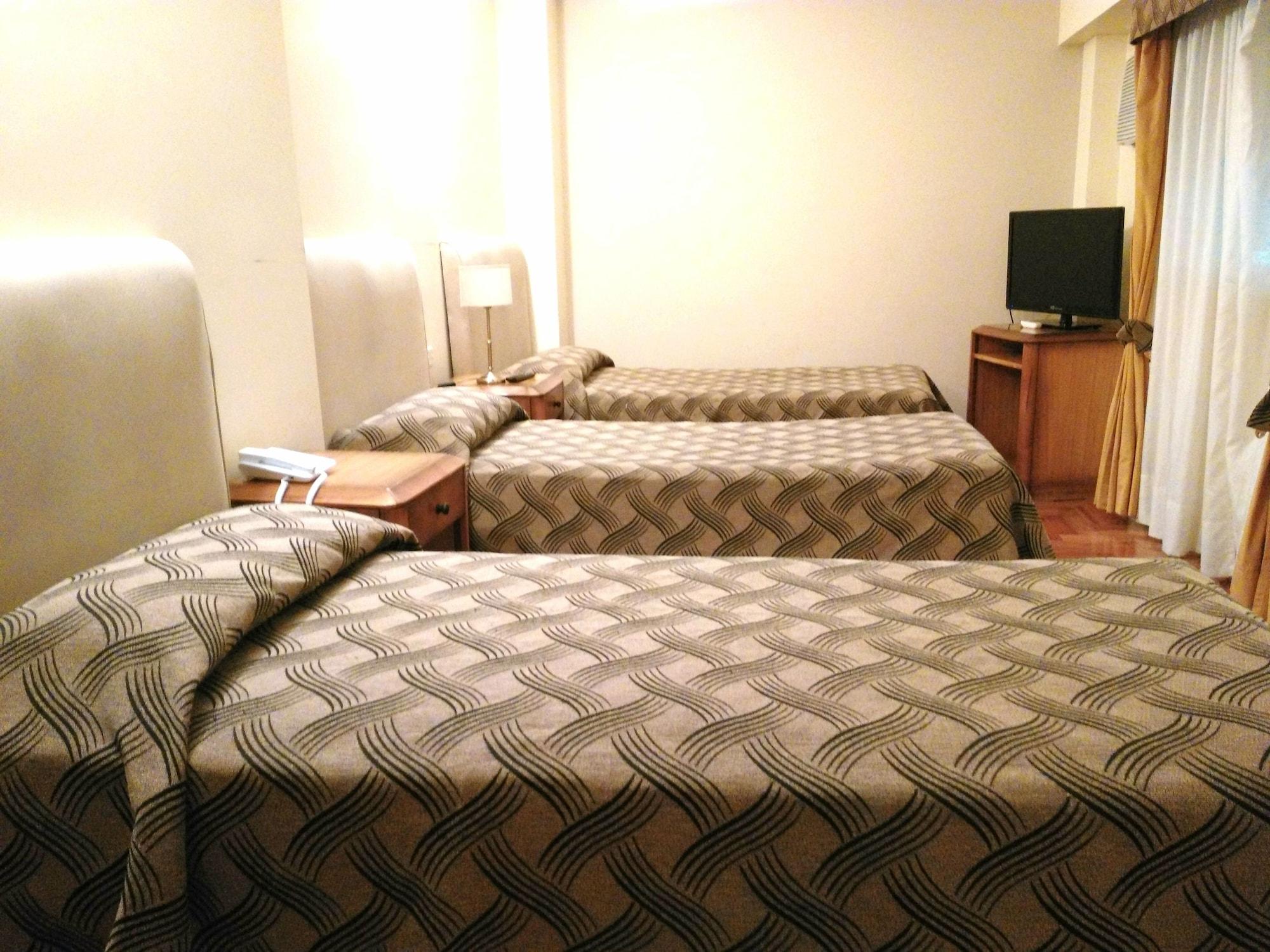 Tritone Hotel 3*