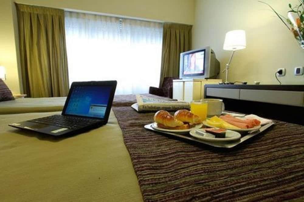 Hotel Victory 3*