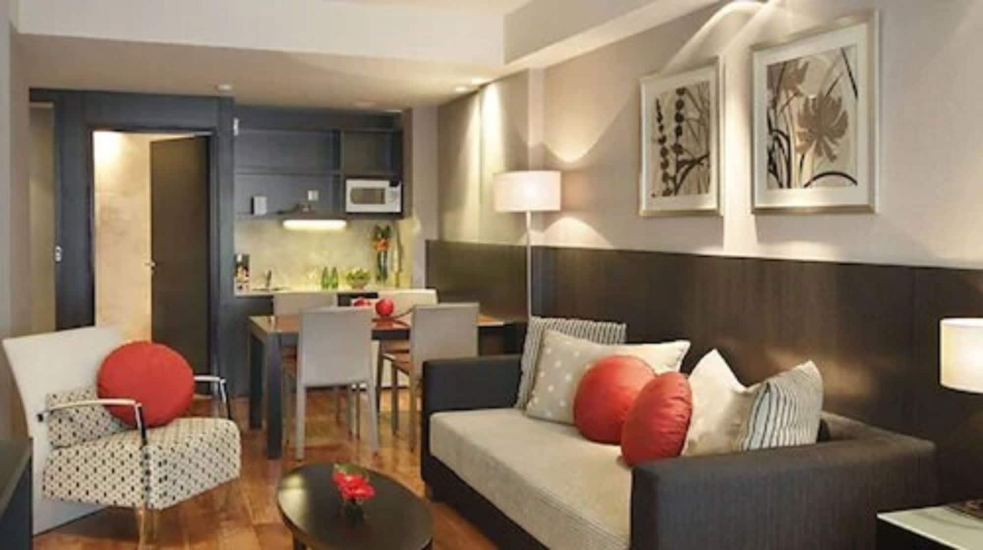 Hotel Urban Recoleta Boutique 4*
