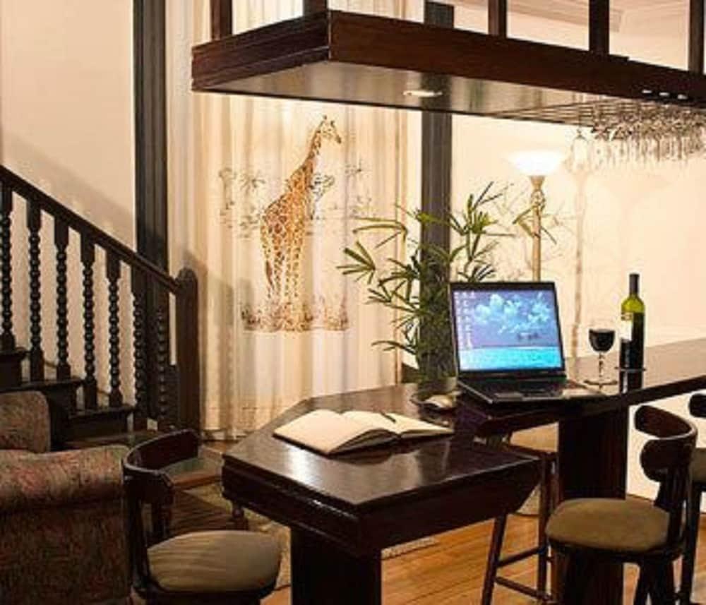 Loft Argentino Aparthotel 3*