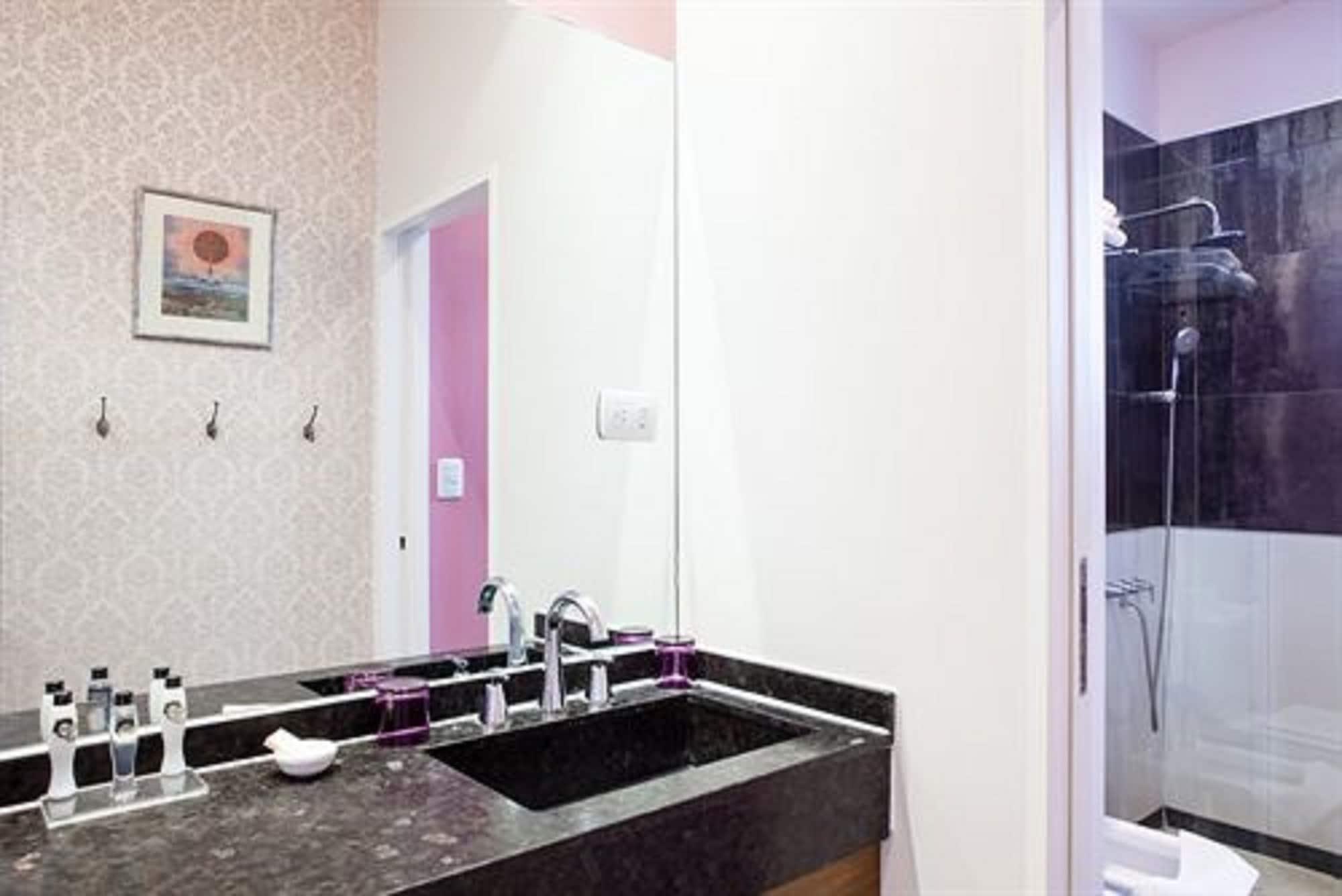 Hotel Rendez Vous 4*
