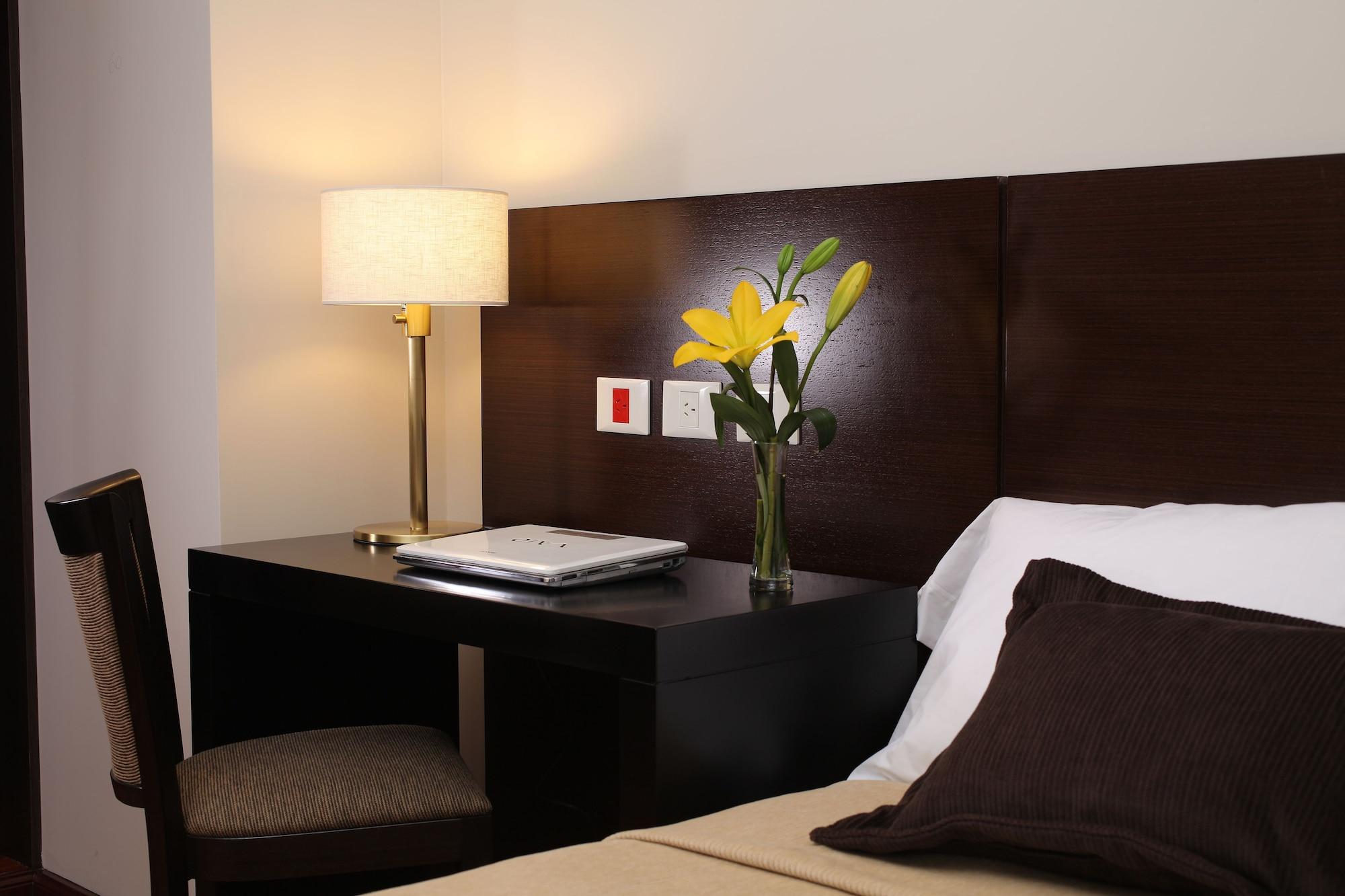 Hotel Europlaza & 3*