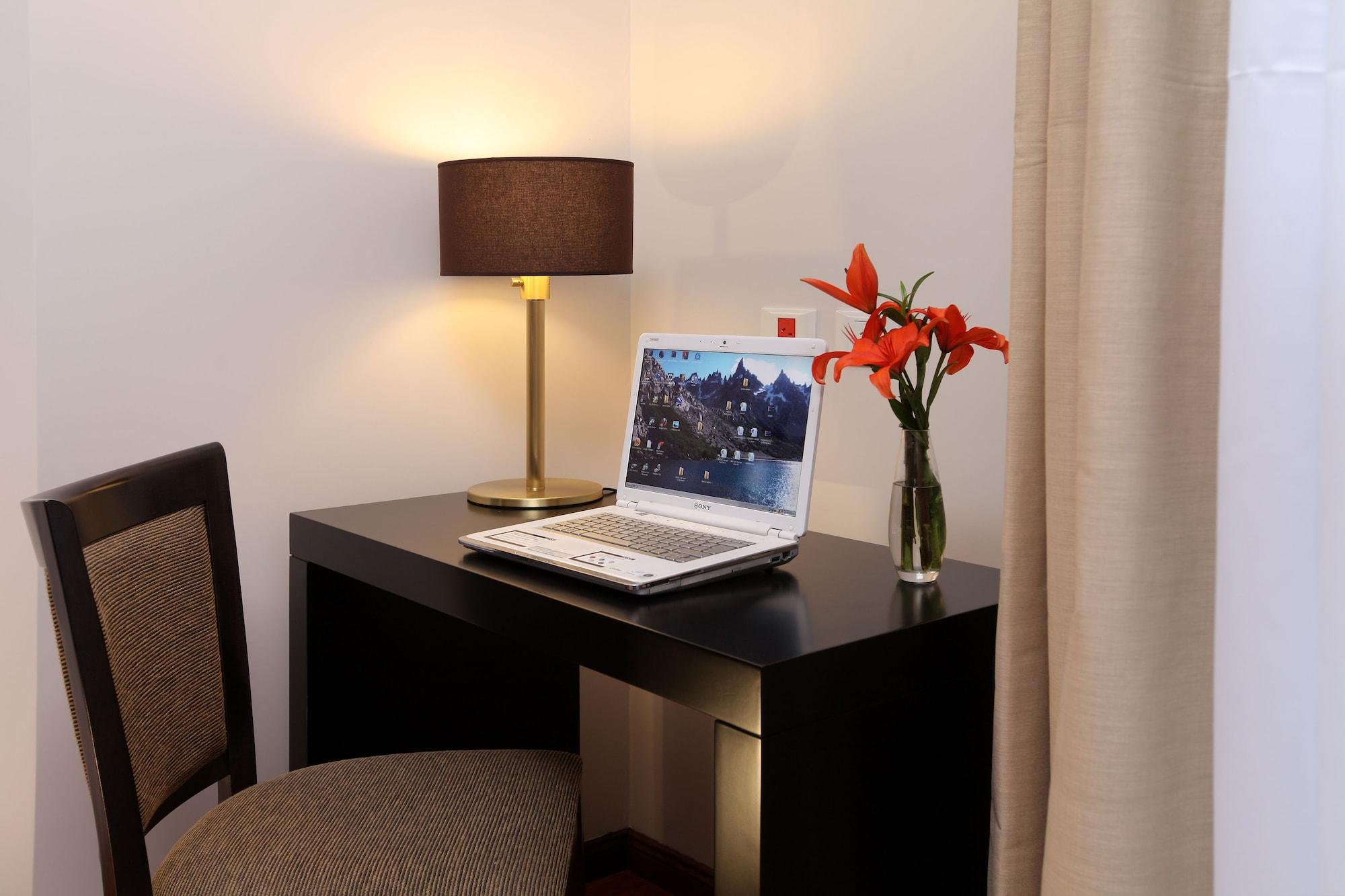 Hotel Europlaza &