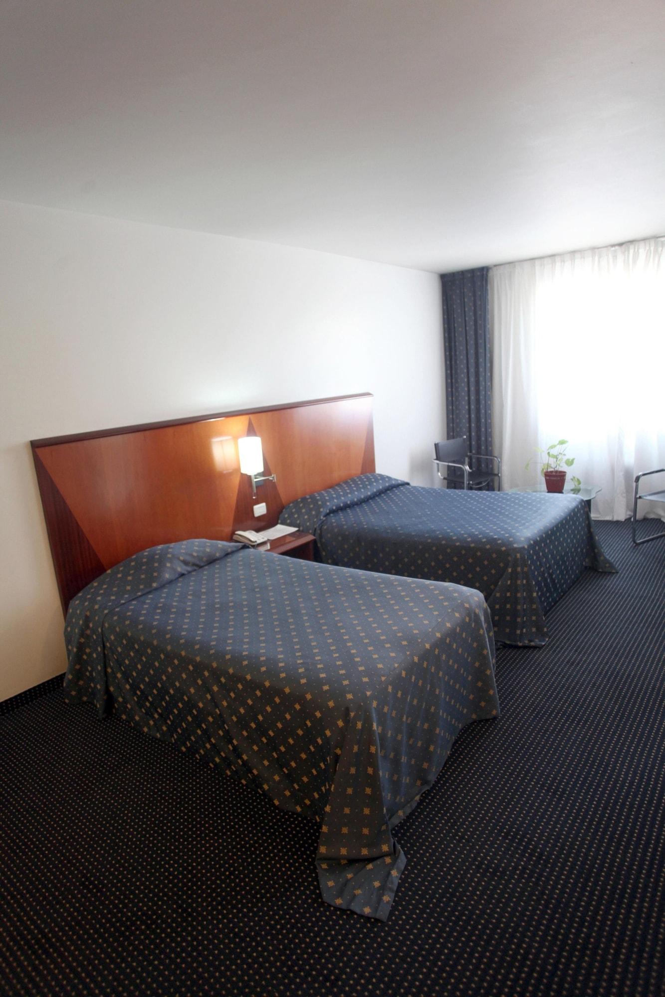 Hotel Cristal Palace 3*