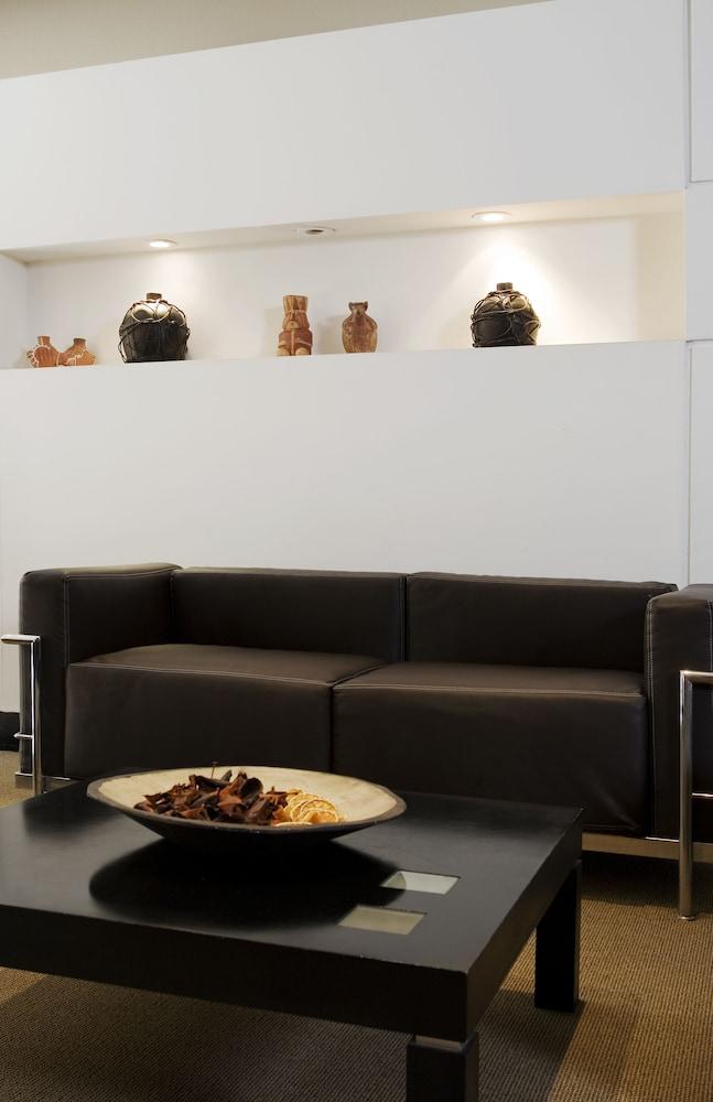 Apartment Uriburu 1756 By Ayres Recoleta Buenos Aires