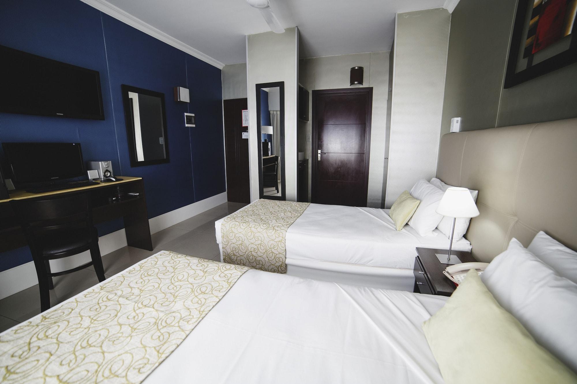 Aparthotel Ker Urquiza 3*