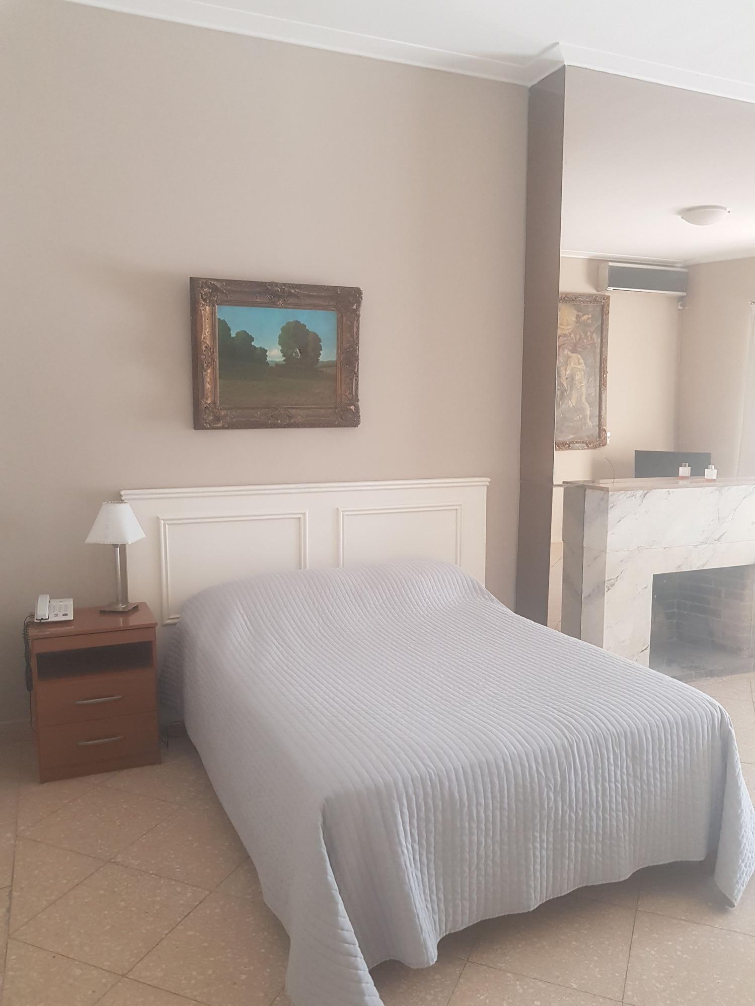 Leonardo Da Vinci Aparthotel 3*