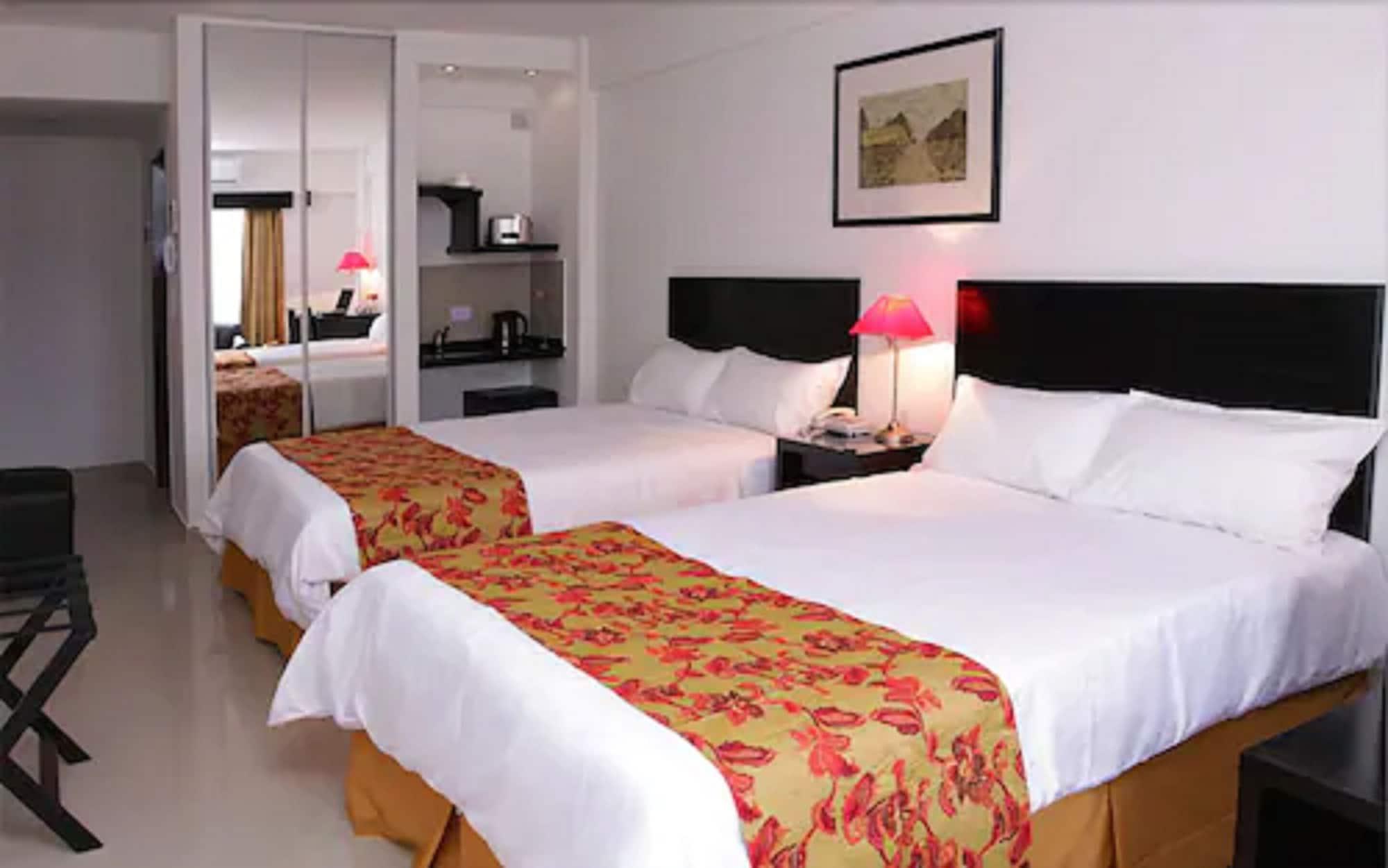 Aparthotel San Telmo Flats 4*