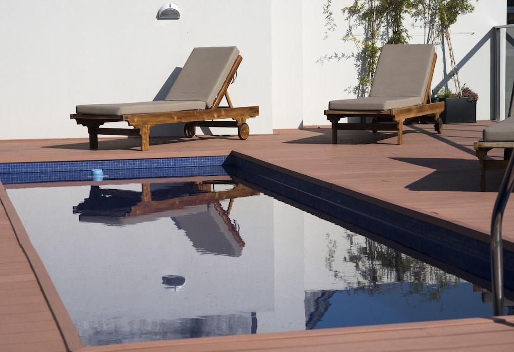 Aparthotel Arc Arenales &
