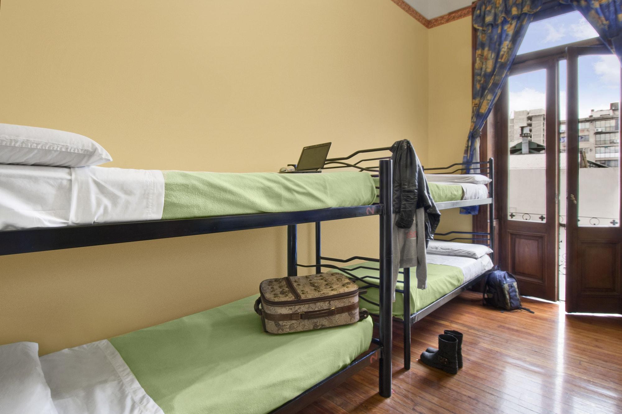 Hostel Milhouse Hipo