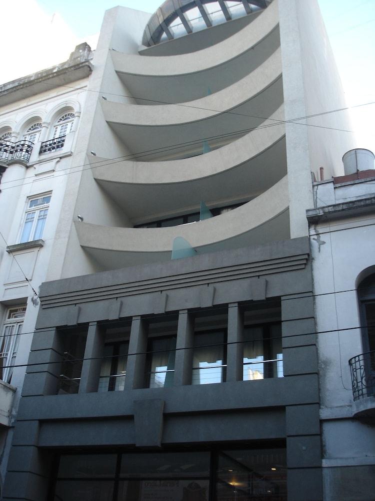 Piccaluga Aparthotel 3*
