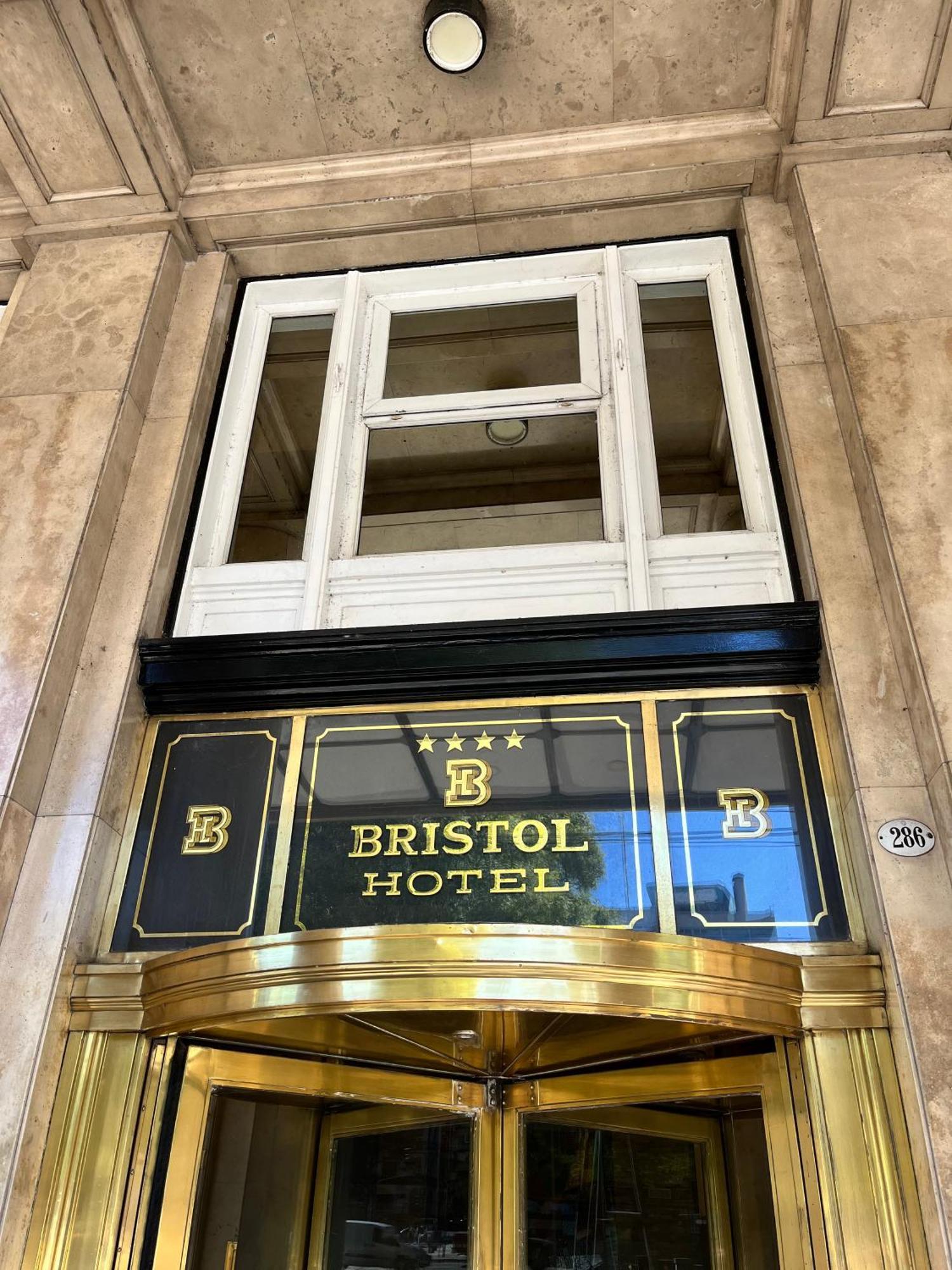Hotel Bristol