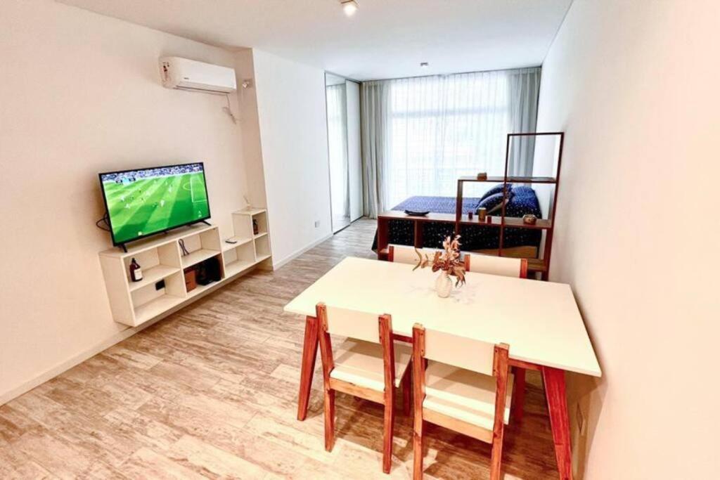 Apartment Moderno Estudio, Amplio Y Luminoso - Zona Abasto. Buenos Aires