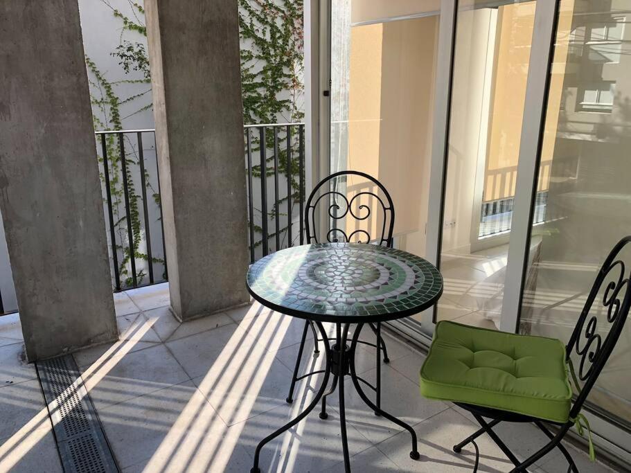 Sunny New In Palermo. *