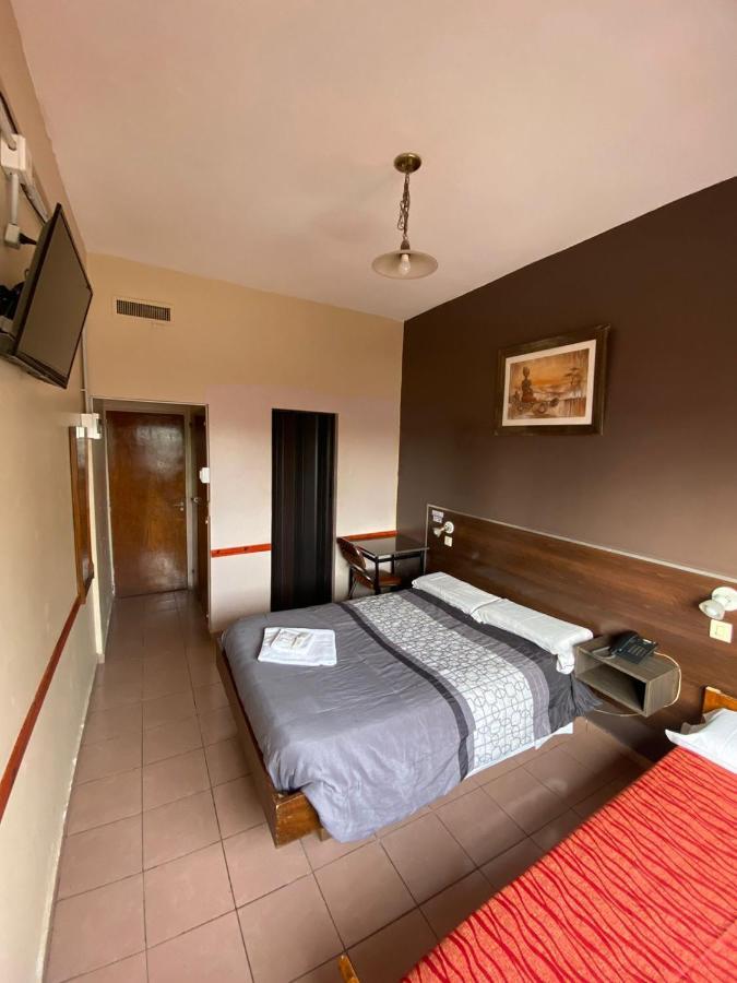 Hotel Viedma *