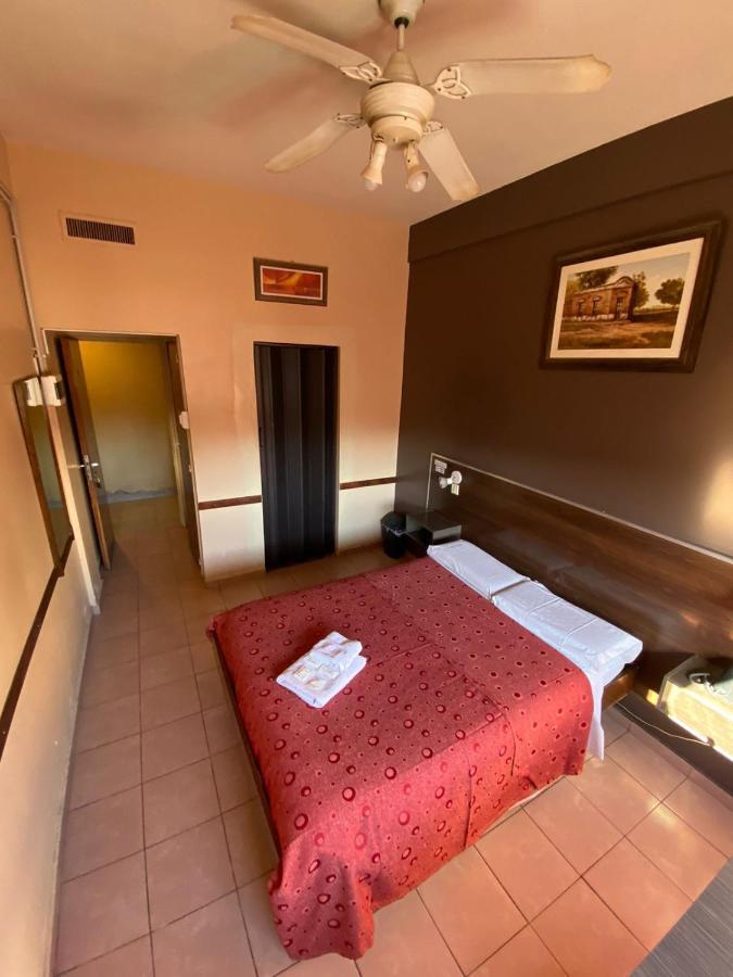 Viedma Hotel *