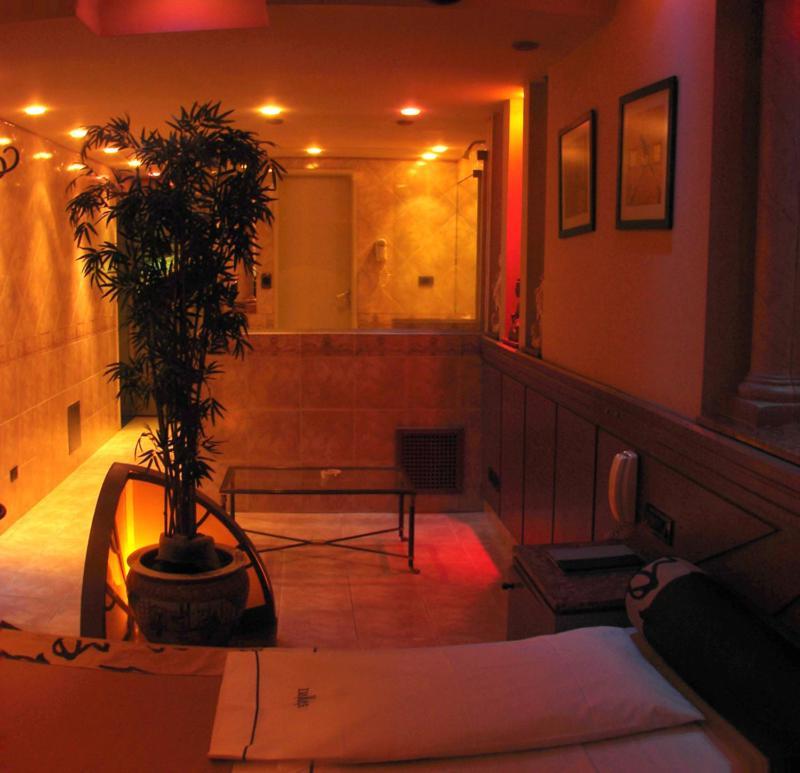Dallas -motel- (adults Only) Liebeshotel