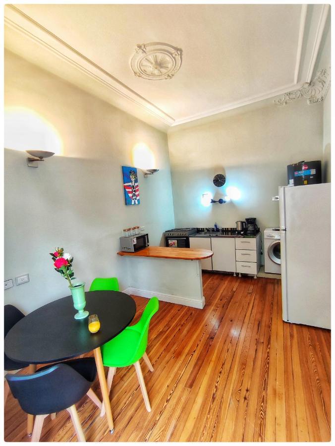 Casa Dante, No Cash Payments *
