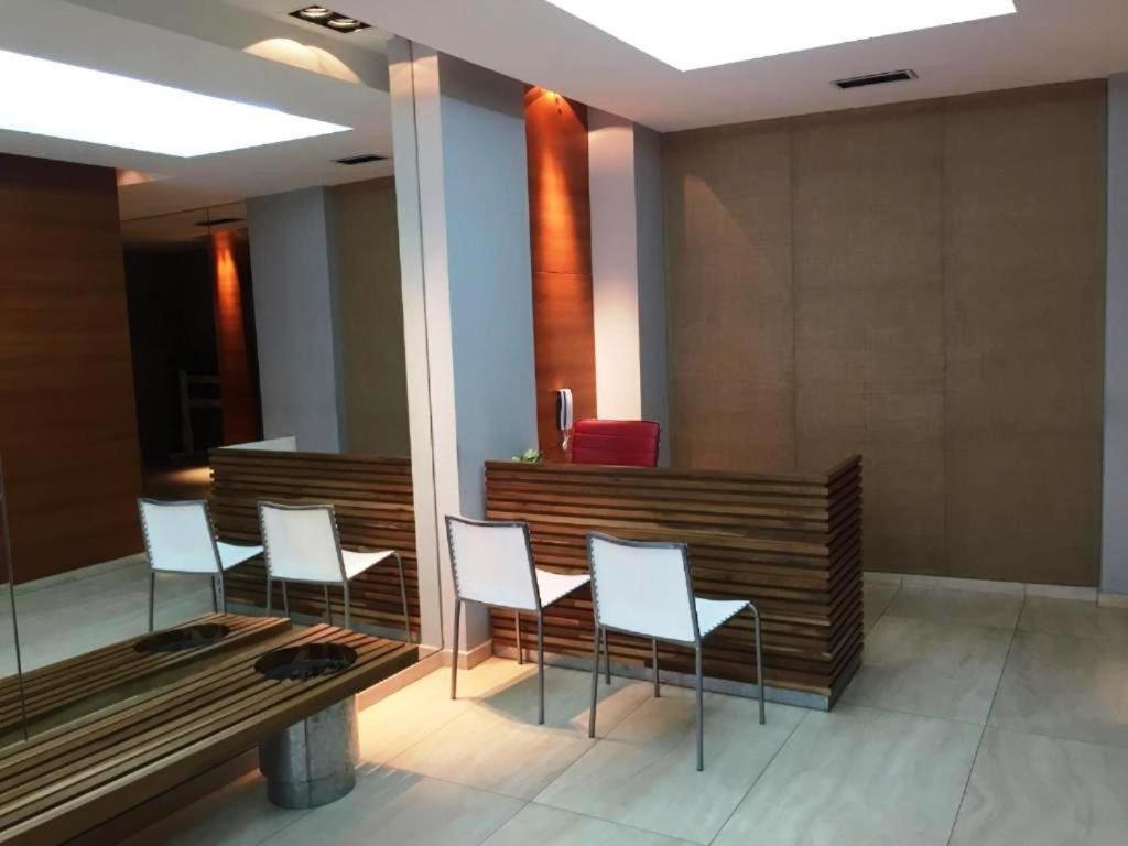 Apartment En El Centro De Recoleta Con Pileta, Parilla Y Gym Buenos Aires