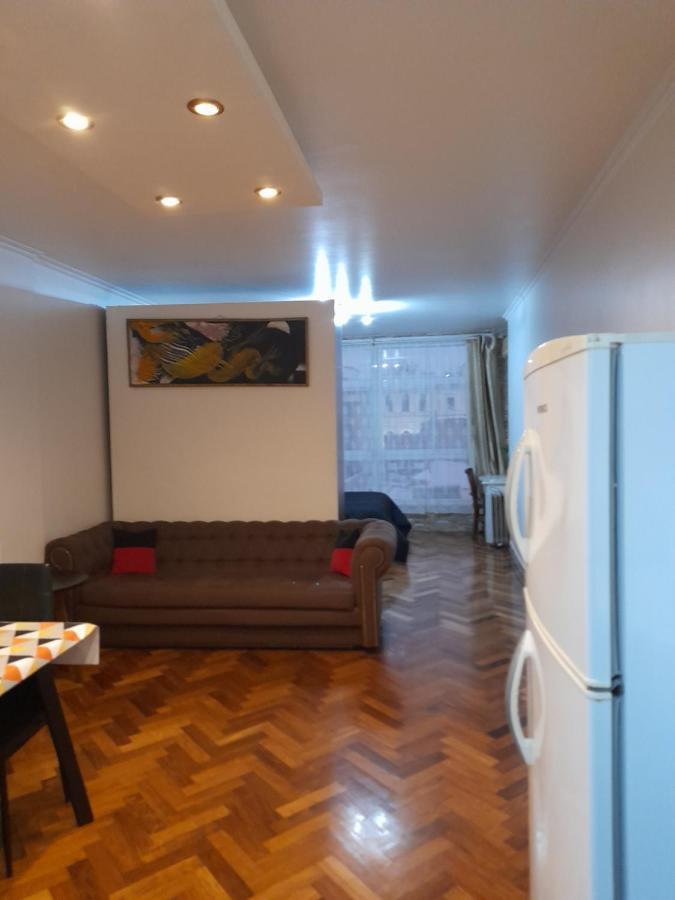 Departamento En El Casco Historico De La Ciudad De *