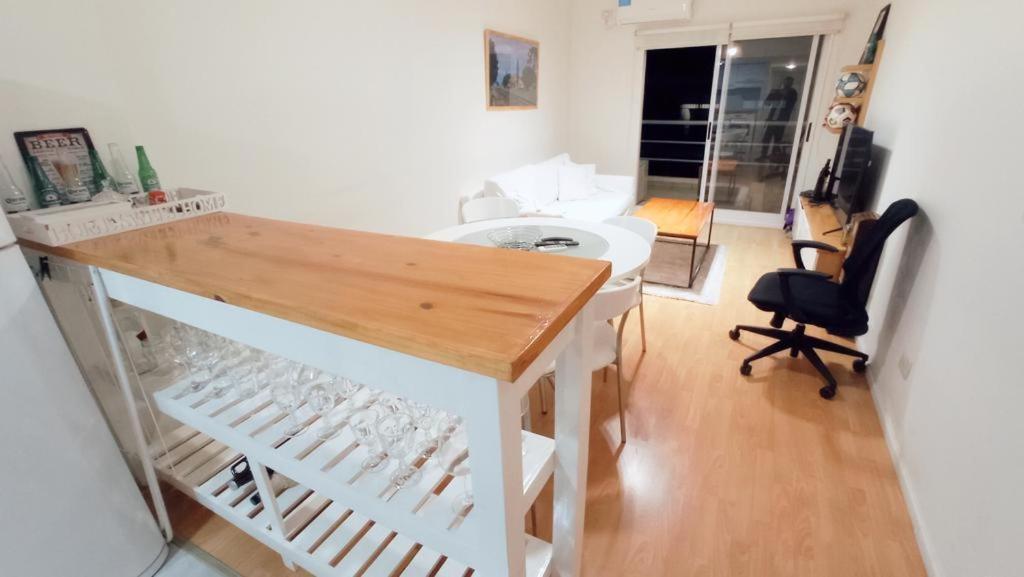 Hermoso Departamento En Crespo Con Pileta- Frias * Buenos Aires