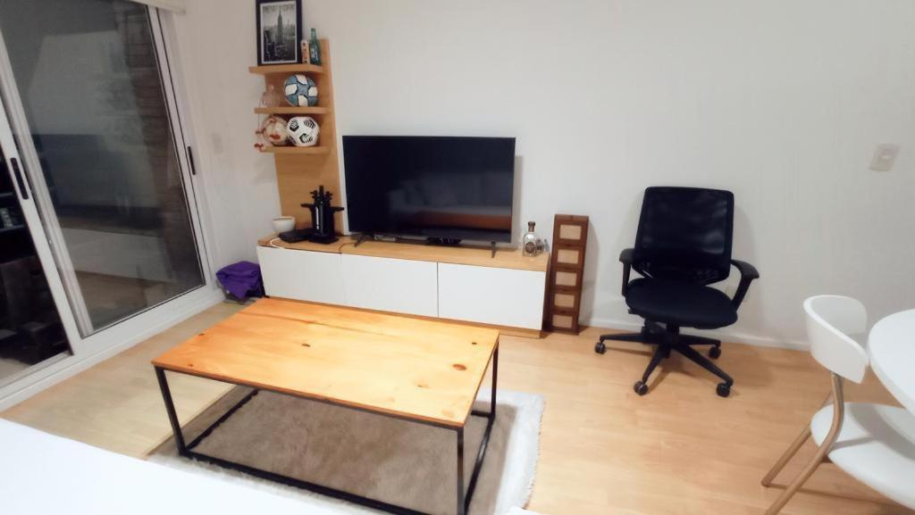 Hermoso Departamento En Crespo Con Pileta- Frias Buenos Aires
