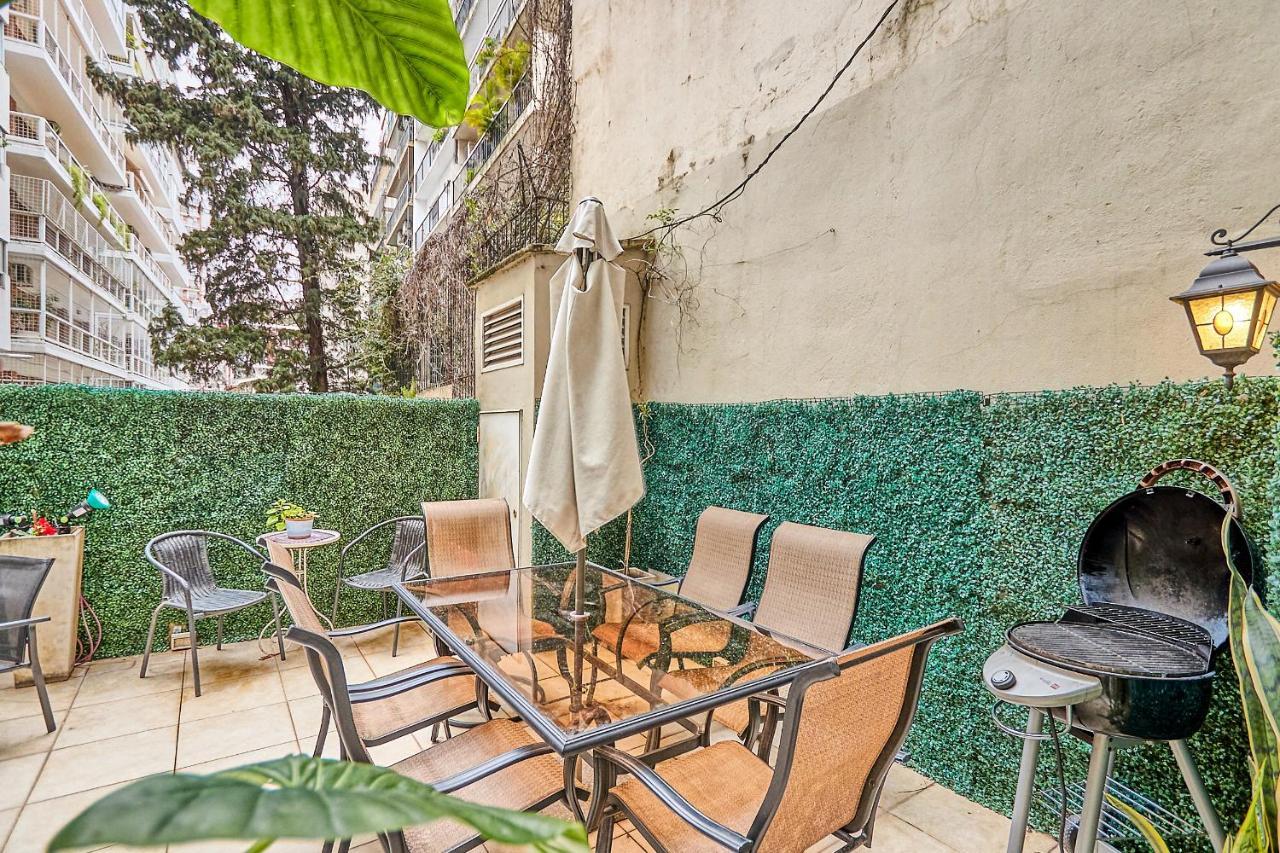 Boulevard Patio Chic Apartment